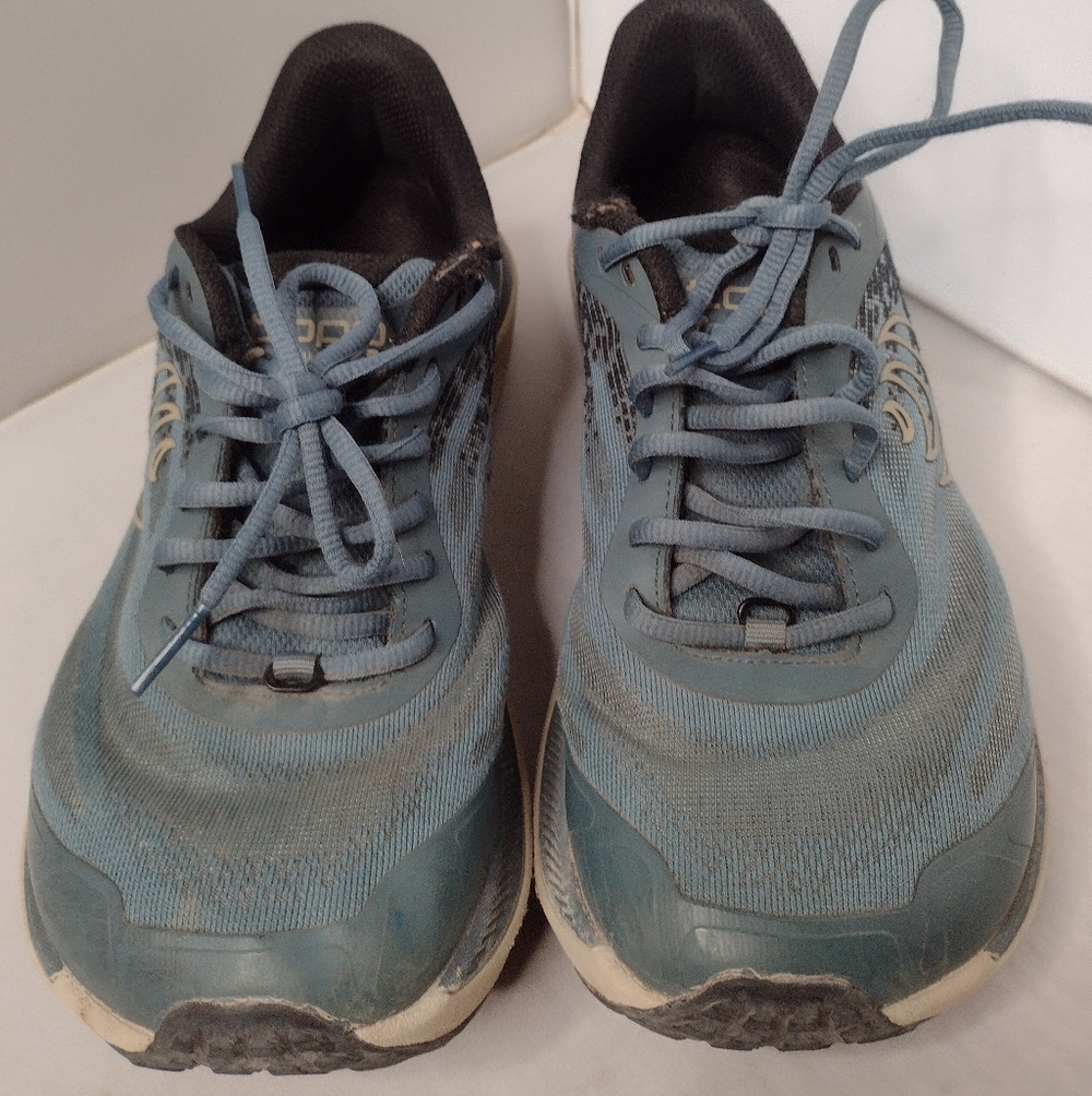 Topo Women's Ultraventure 4 Sneakers Size 6.5 Blue Shoes Running NN - Picture 2 of 7